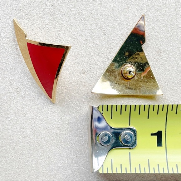 Red and Gold 80s Earrings - Picture 6 of 7